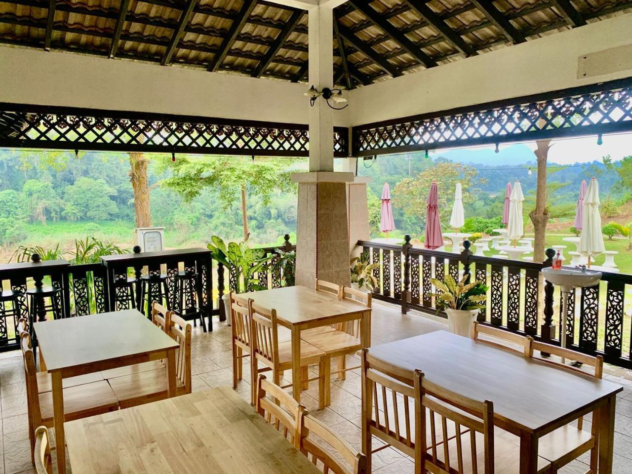 Asiacamp Taman Negara Resort Kuala Tahan Εξωτερικό φωτογραφία